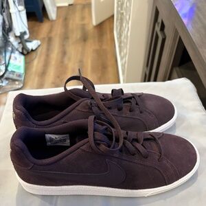Nike Suede Sneakers US 9 women’s Port Wine
